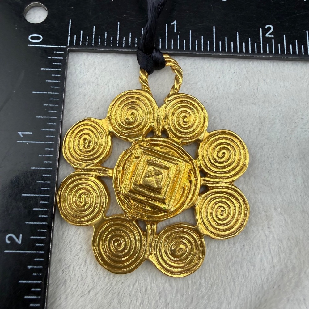 Vintage Metropolitan Museum of Art‎ Necklace Asante Ceremonial Fan Jewelry - Picture 12 of 13
